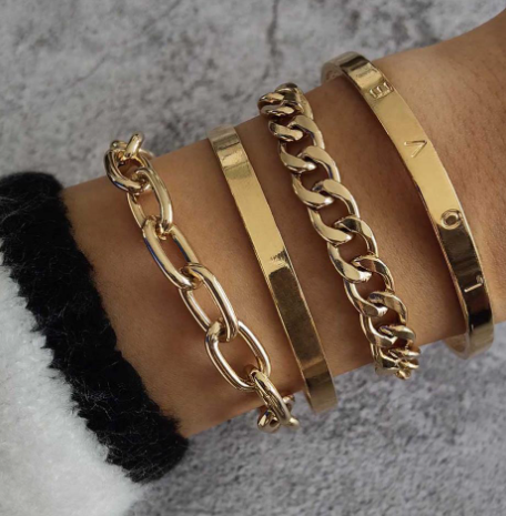 C-shaped Hollow Chain Bracelet Set