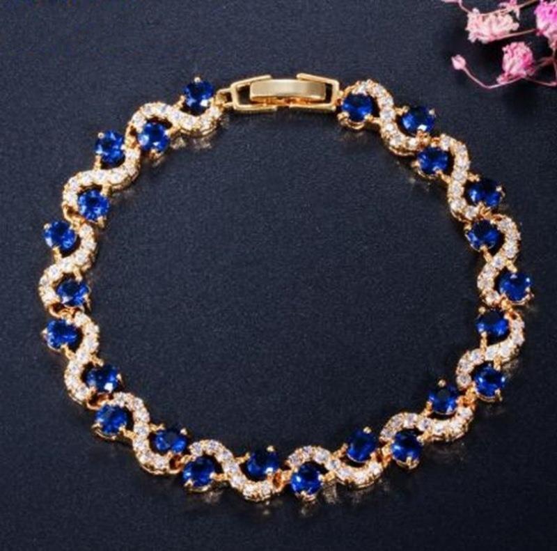 Exquisite Color Crystal Bracelet